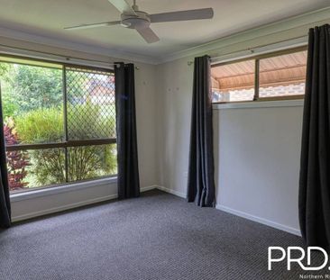 Beautiful 3 Bedroom Goonellabah Home - Photo 3