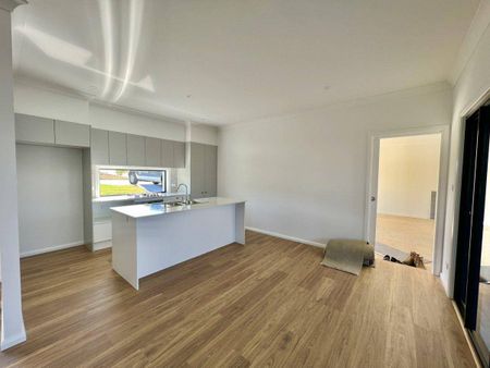 Your Dream Home Awaits! - Photo 5