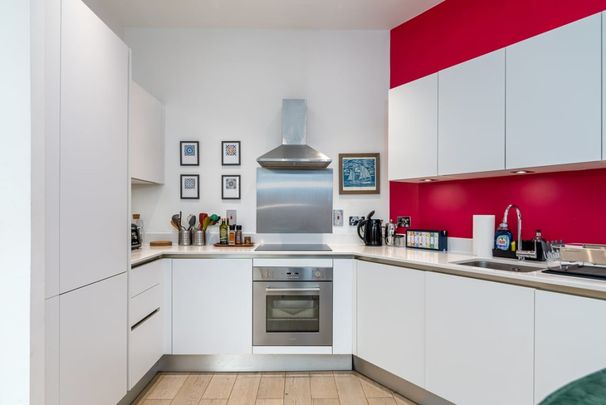 Sky Apartments, Homerton Road, London E9 5FA, UK, London - Photo 1