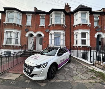 4 bedroom terraced house to rent - Photo 2