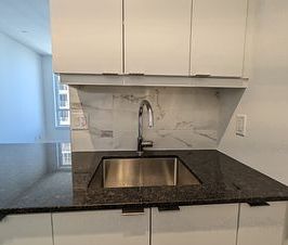 For Lease - 36 Elm Drive Unit# 3604, Mississauga, Ontario - Photo 2