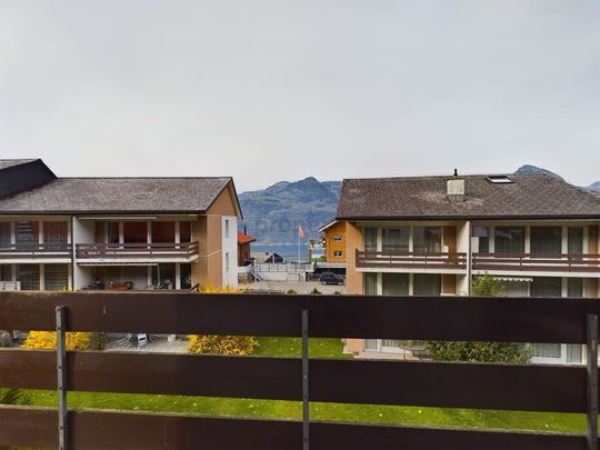 Charming 2-room apartment with balcony and garage in Emmetten - Foto 1