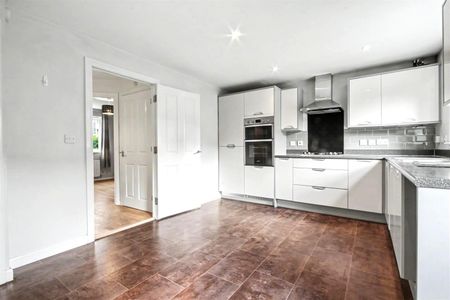 3 Bedroom House to let - Photo 5