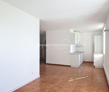 Appartement t2 en rez de jardin sur Berre L'étang, - Photo 4