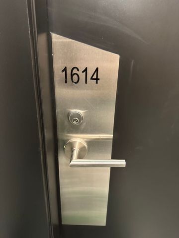 For Lease - 50 Dunfield Avenue Unit# 1614, Toronto, Ontario - Photo 3