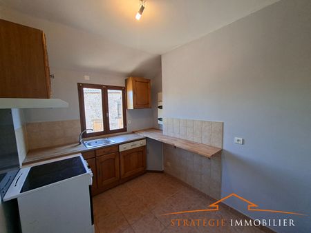 Location Maison 2 pièces 59m² - Photo 4