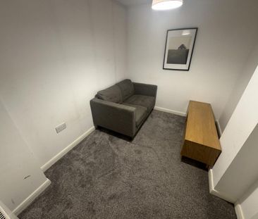 2 bedroom flat to rent - Photo 6