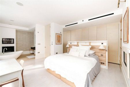 Adams Row, W1K - Photo 3