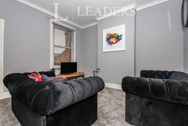 4 bedroom house to rent - Photo 1