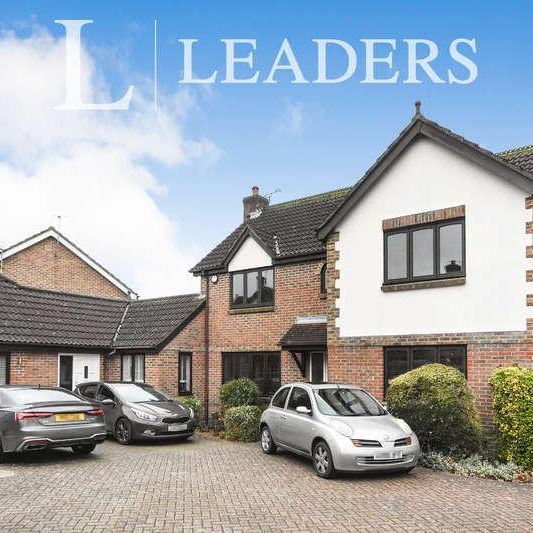 Larksway, Bishops Stortford, CM23 - Photo 1