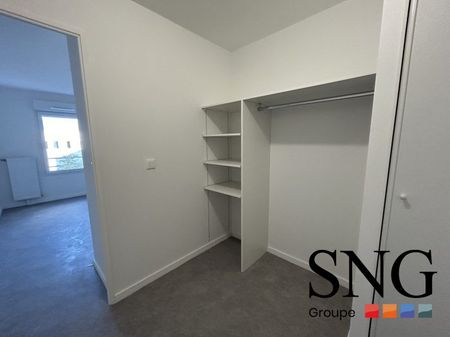 T3 AVEC BALCON ET PARKING - Photo 4