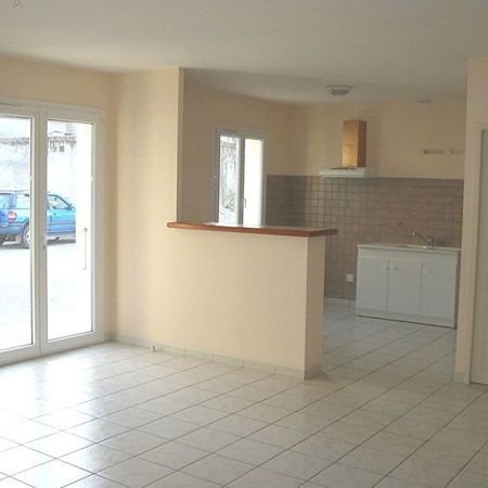 Location maison 4 pièces, 90.00m², Malviès - Photo 4