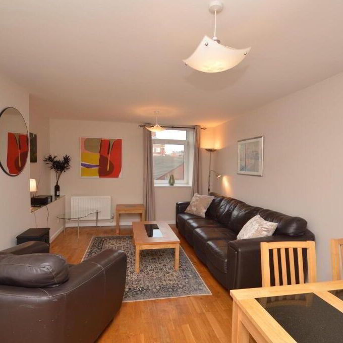 52 Salisbury Court, Dublin Road, Belfast, BT7 1DD - Photo 1