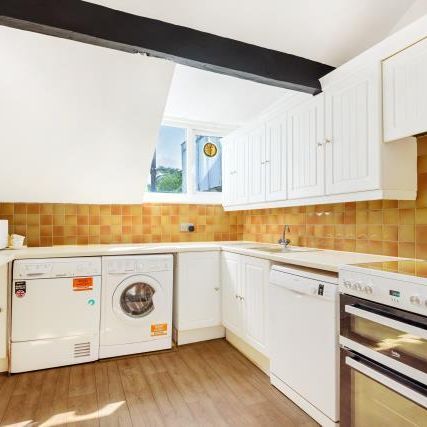 3 bedroom flat to rent - Photo 1