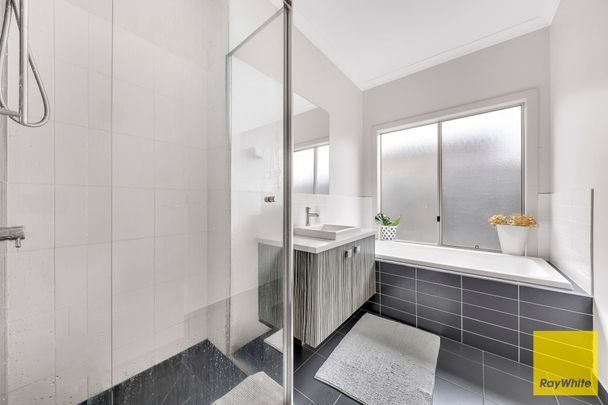 Pristine Family Home with Convenient Access to Williams Landing Station - Photo 1