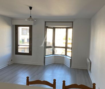 Location Appartement 3 pièces 61m² - Photo 3