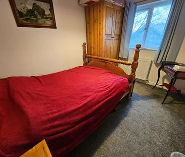 2 bedroom semi-detached house to rent - Photo 3