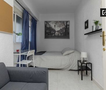 valencia, Valencian Community 46020 - Photo 6