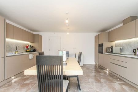 Room in a Shared House, Nottingham, NG8 - Photo 4