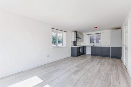 1 BED Apartment To rent - Photo 5