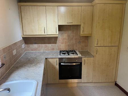 2 bedroom flat to rent - Photo 5