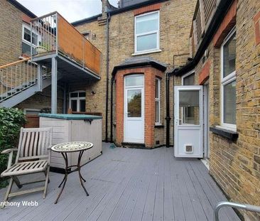 Eaton Park Road, Palmers Green, N13 - Photo 6
