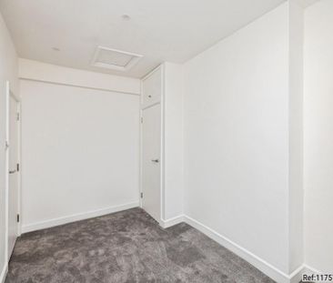 2 bedroom maisonette to rent - Photo 5