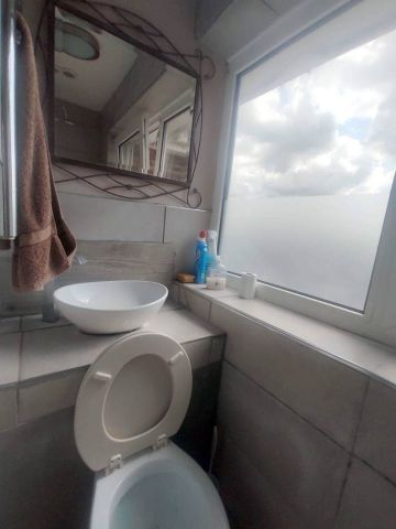 Room in a Shared House, Queen Square, BN1 - Photo 4