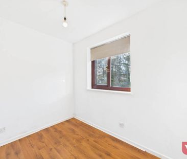 2 bedroom end of terrace house to rent - Photo 6