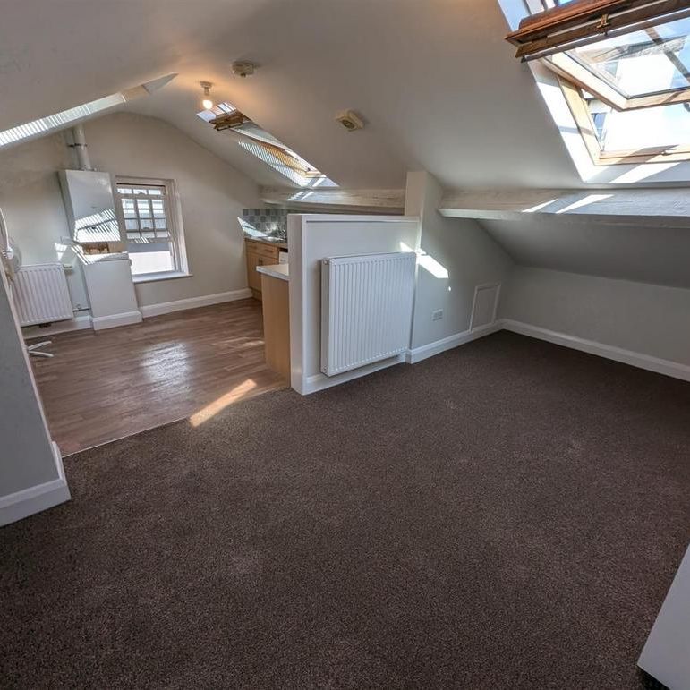 Studio to rent - Photo 1