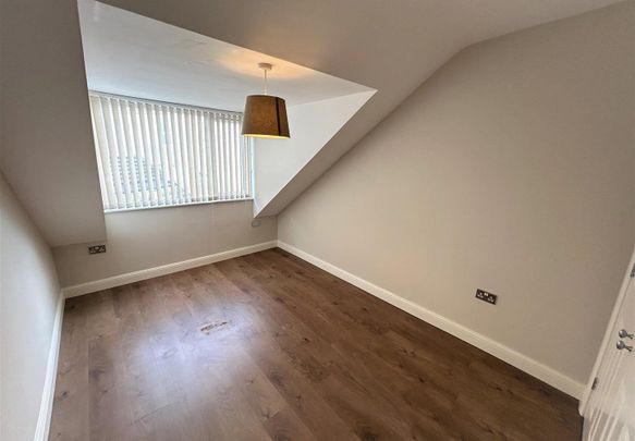 Eley Court, Halesowen Street, Rowley Regis - Photo 1