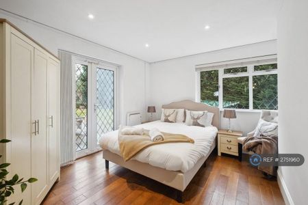 2 bedroom maisonette to rent - Photo 4