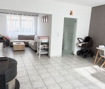 Eengezinswoning te huur in Waasmunster voor € 850 met 2 slaapkamers - Foto 1