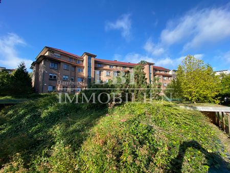 3 Zimmerwohnung mit Balkon sowie Fahrstuhl und Carport-Stellplatz - Photo 4