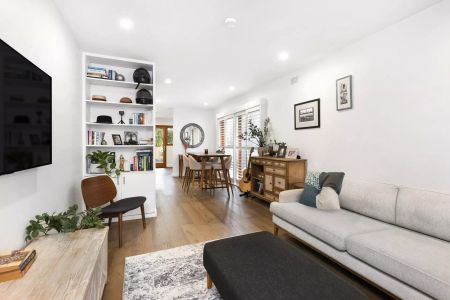 57 Redmond Street, Leichhardt - Photo 2