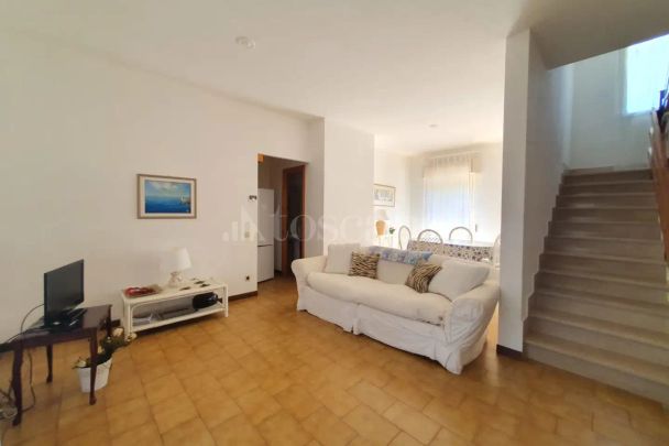 Villino a Schiera in affitto - Via Copanello, Fiumicino (rif. 27/2026) - Foto 1