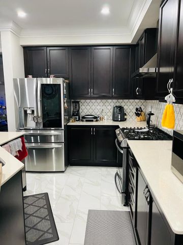 For Lease - 66 Fann Drive, Brampton, Ontario - Photo 4