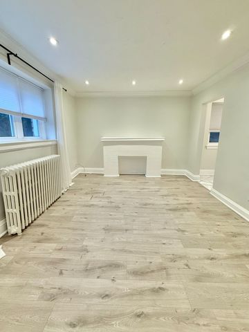 For Lease - 323 Lonsdale Road Unit# 105, Toronto, Ontario - Photo 2