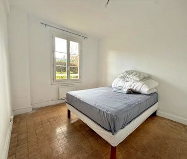 Location Appartement 3 pièces 46m² MARSEILLE 14ème - Photo 2