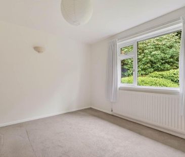 20 Strathleven Park, Holywood, BT18 0NJ - Photo 3