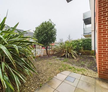 2 bedroom apartment to rent - Photo 2