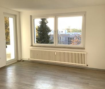 Helle und sanierte 3 Zimmer-Wohnung mit Balkon in Baumheide - Photo 4