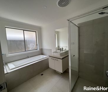 Three Bedroom Home In Blakeview! - Photo 6