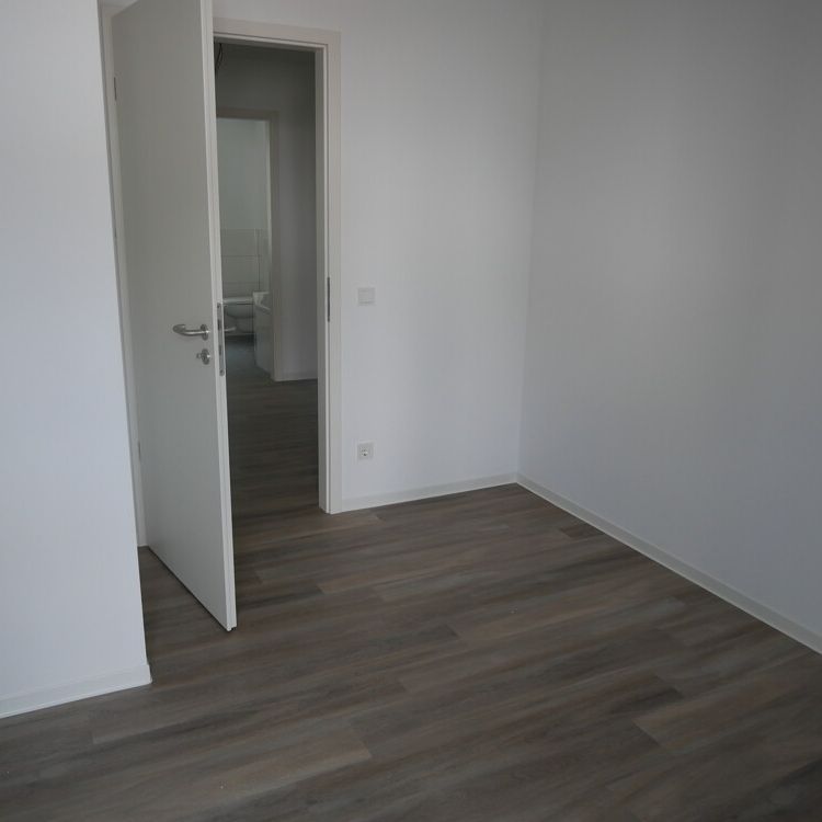 *Lambert&Strelow*Erstbezug, Beste Innenstadtlage,nähe Fußgängerzone, 3 ZKBB – Mietwohnung,Aufzug,EBK - Foto 1