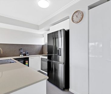 Modern Coastal Luxury in a Private Corner Setting! - Photo 5