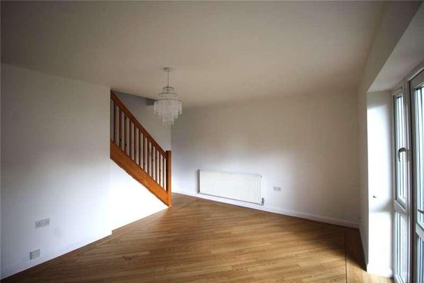 Rochester Road, Gravesend, Kent, DA12 - Photo 1