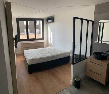 Location Appartement 2 pièces Meublé 40m² NICE 06300 - Photo 4