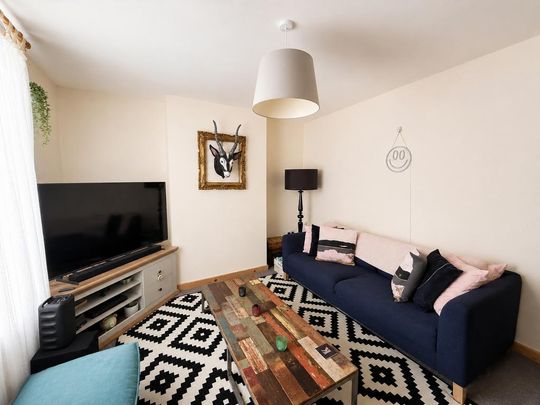 2 bedroom terraced house to rent - Photo 1