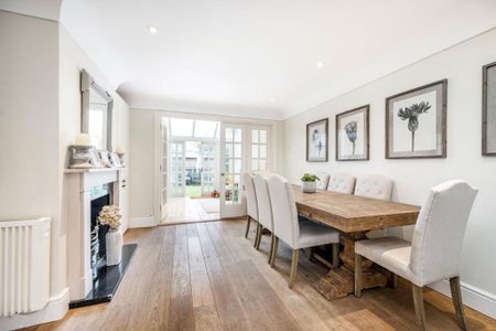 4 bedroom semi-detached house to rent - Photo 3