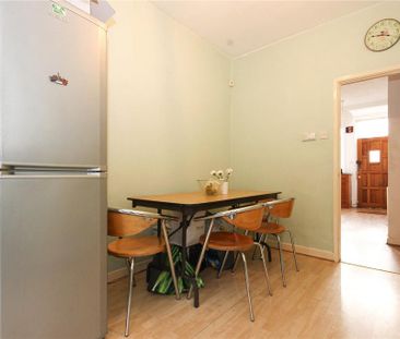 4 bedroom semi-detached house to rent - Photo 5